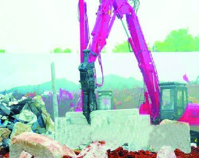 應急救援防爆挖掘機